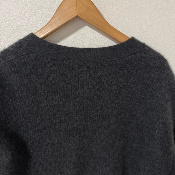 Quince Mongolian Cashmere Oversized Boyfriend Cardigan Sweater Gray 2024-M - Picture 6 of 9
